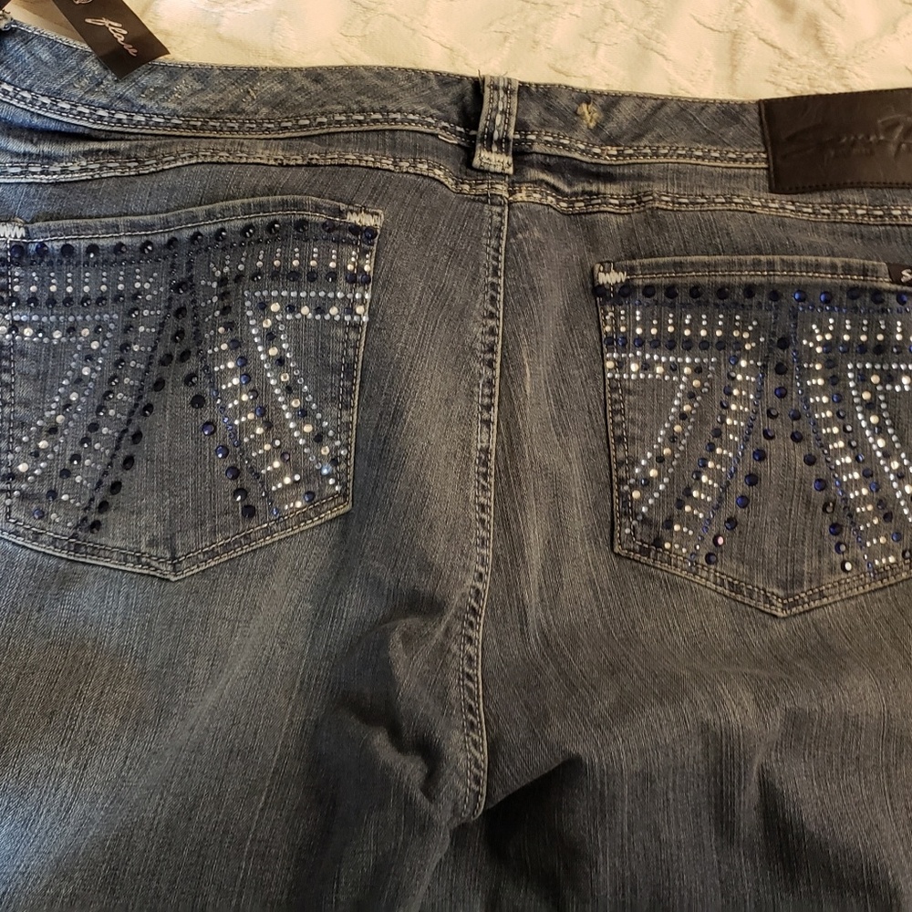 Seven jeans